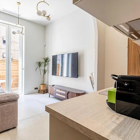Magnificent - Ac-1br-4p- *